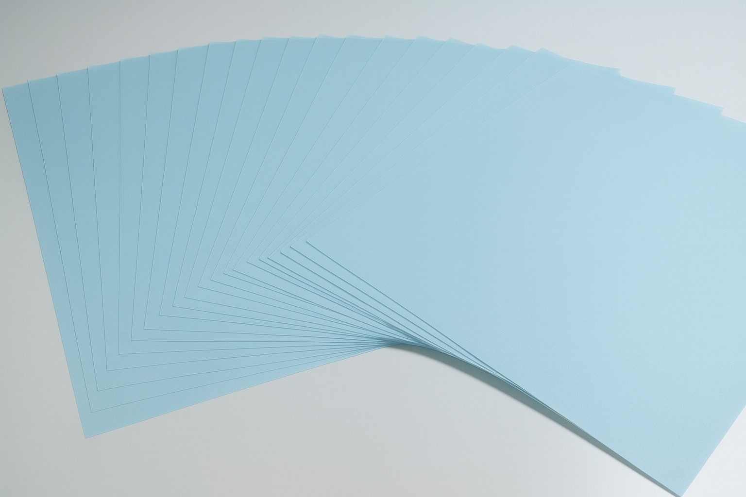 Transparentpapier 70x100 25Bg hellblau